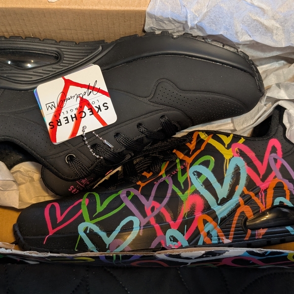 Skechers Black Sneakers with Colorful Heart Design - Picture 1 of 1